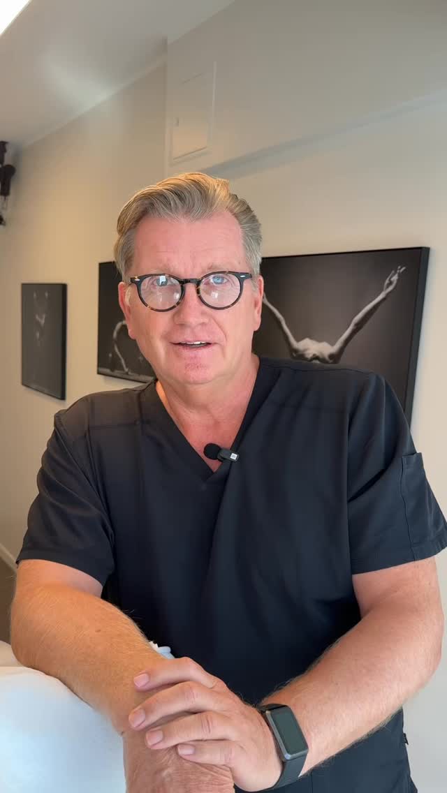 ✨Wir suchen Teilnehmerinnen und Teilnehmer für unsere aktuellen Studien!✨ In unserer Klinik laufen derzeit mehrere spannende Studien rund um ästhetische Behandlungen mit Botulinumtoxin und Fillern – und dafür suchen wir noch interessierte Probandinnen und Probanden. 💉 Die Behandlungen sind natürlich kostenlos – und als kleines Dankeschön gibt es eine Aufwandsentschädigung bzw. Fahrtgeld. 👉 Vielleicht ist ja etwas für Sie dabei? Wir suchen aktuell Teilnehmer:innen für: Botulinumtoxin zur Behandlung der Zornesfalte (Glabella) Kombination aus Glabella und Stirn Krähenfüße – also Fältchen rund um die Augen Volumenaufbau im Mittelgesicht mit Fillern Faltenbehandlung im Dekolleté Behandlung der Platysmabänder am Hals mit Botulinumtoxin Wenn Sie Interesse haben oder einfach mehr erfahren möchten, melden Sie sich gerne ganz unverbindlich bei uns. studienzentrum@noahklinik.de Wir freuen uns auf Sie! 💫