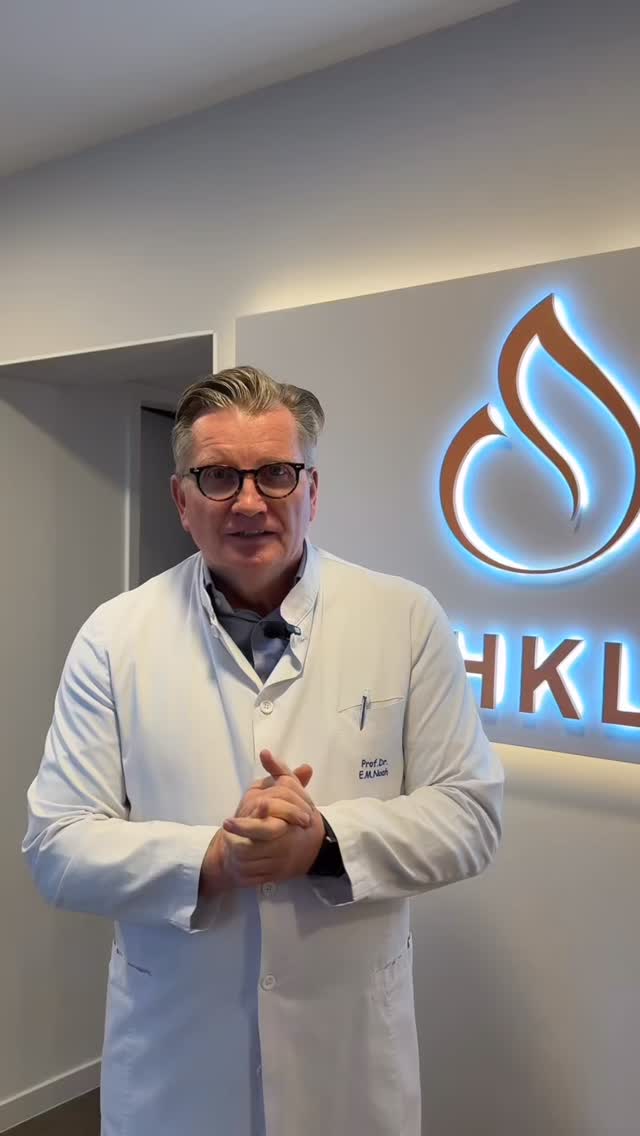 Ästhetische Trends 2025 – unser Rückblick. ✨ 🔹 Deep-Plane-Facelift als klarer Standard Über 100 Eingriffe – eine außergewöhnliche Entwicklung in Deutschland 🔹 Brustchirurgie auf neuem Niveau Implantate & Eigenfett, Eigenfett-Bruststraffung, Autoprothesen-Techniken 🔹 Body Contouring next level Fettabsaugung kombiniert mit modernsten Straffungstechnologien (Quantum, Vibration, Ultraschall) Technologischer Fortschritt, medizinische Präzision und konsequente Weiterentwicklung. So war 2025 und genau darauf bauen wir 2026 auf.💫