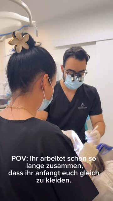 POV: Ihr arbeitet schon so lange zusammen, dass ihr anfangt euch gleich zu kleiden. Denise und Omar im „Partner- Look“ ✨ #noahkosmetik #noahklinik #partnerlook #kassel