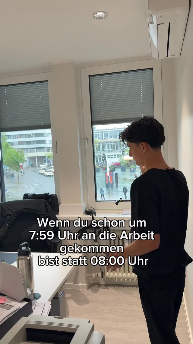 POV: Du bist genau 1 Minute zu früh da und fühlst dich plötzlich wie der Mitarbeiter des Monats 😅 #noahklinik #plastischechirurgie #behindthescenes #funny #ästhetischechirurgie