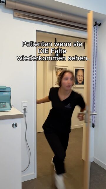 Patients, as soon as they see THAT wrinkle again: 🚪🏃♀️💨#noahklinik #plastic surgery #botox #funny #everyday life at the clinic